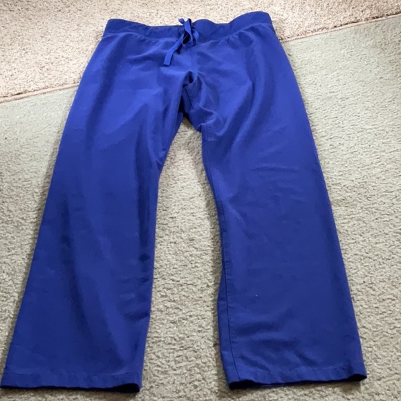 Figs Pants - EUC woman’s FIGS scrub pants